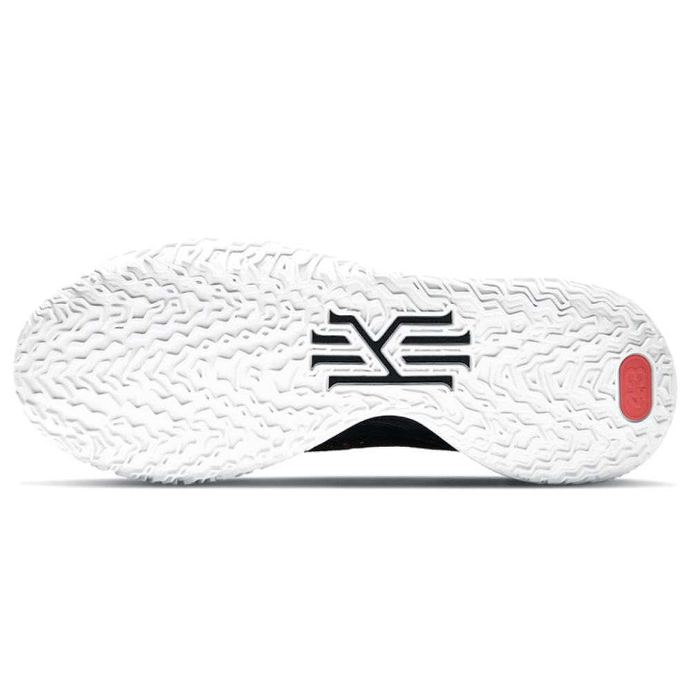 Nike Kyrie 7
