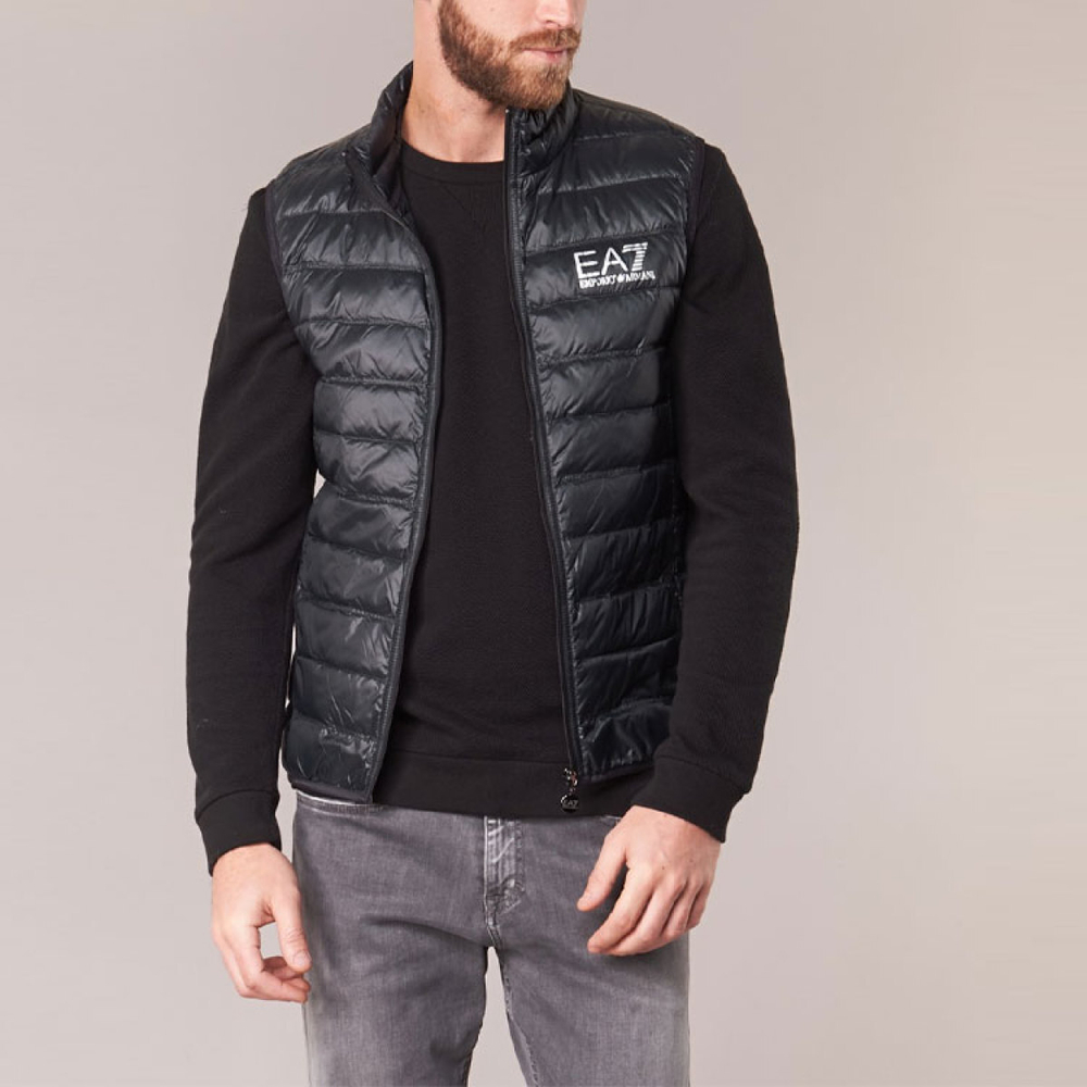 EMPORIO ARMANI EA7 Logo