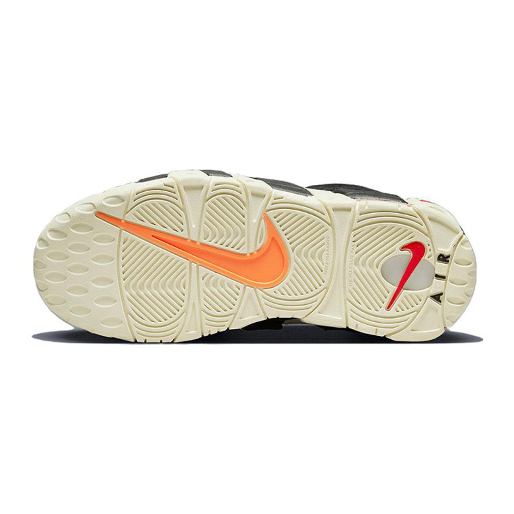 Nike Air More Uptempo Nike Hoops
