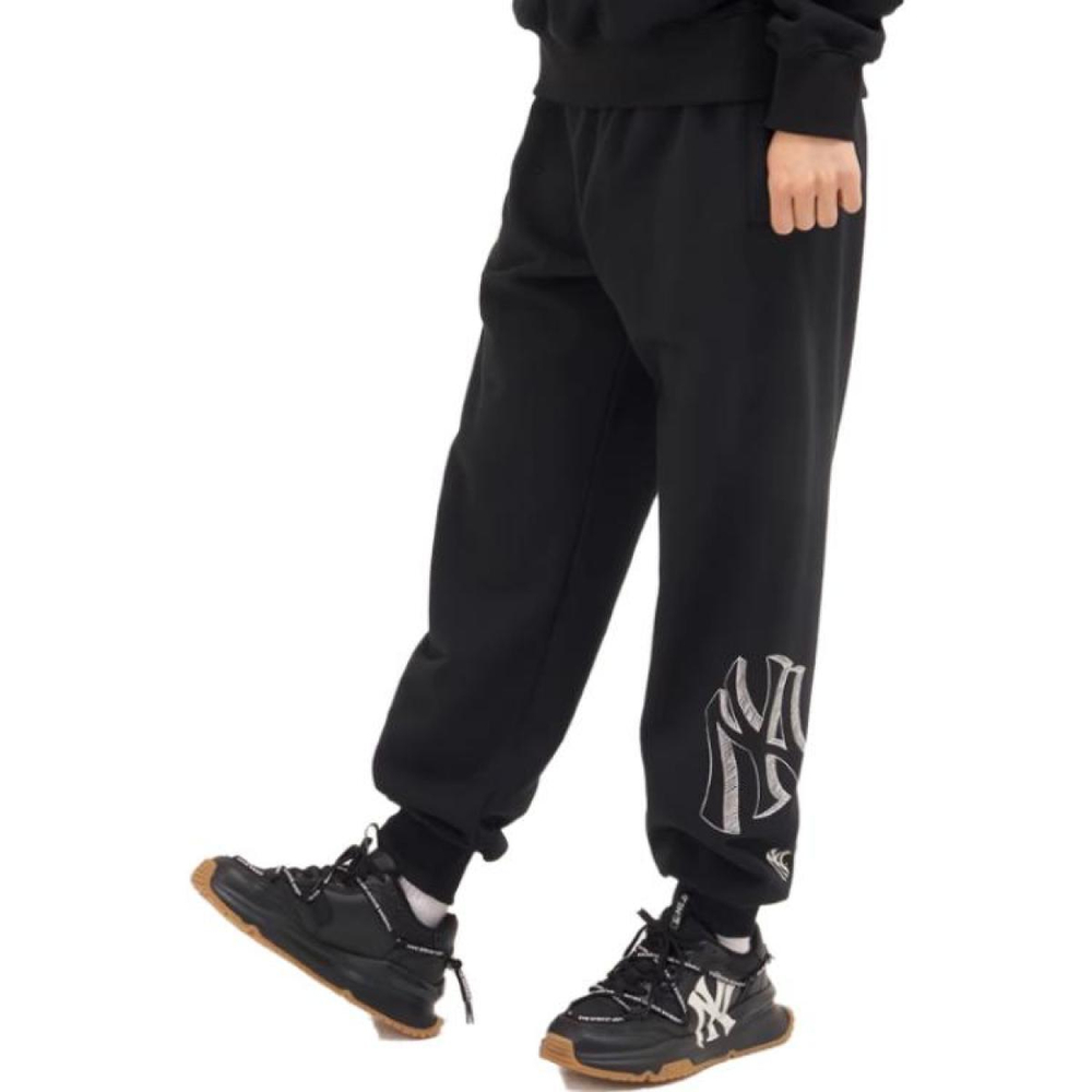 MLB FW23