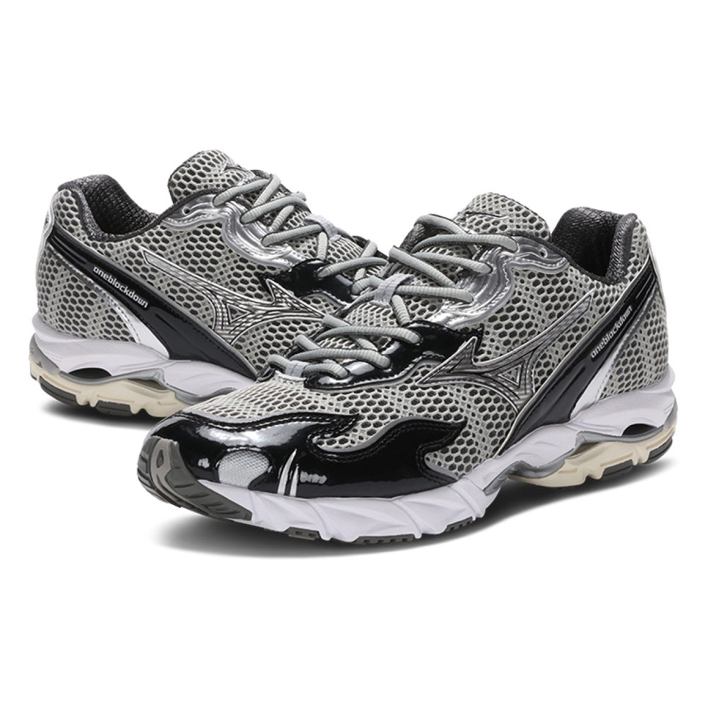 ONE BLOCK DOWN x Mizuno Wave Rider 10