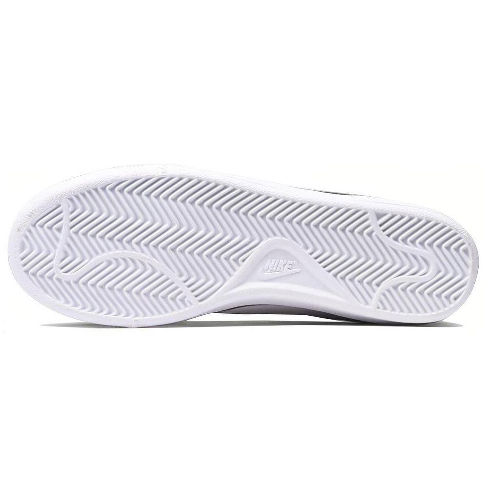 Nike Tennis Classic