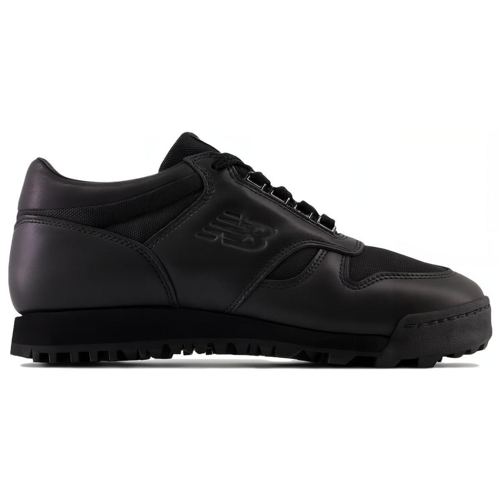 New Balance Rainier Low