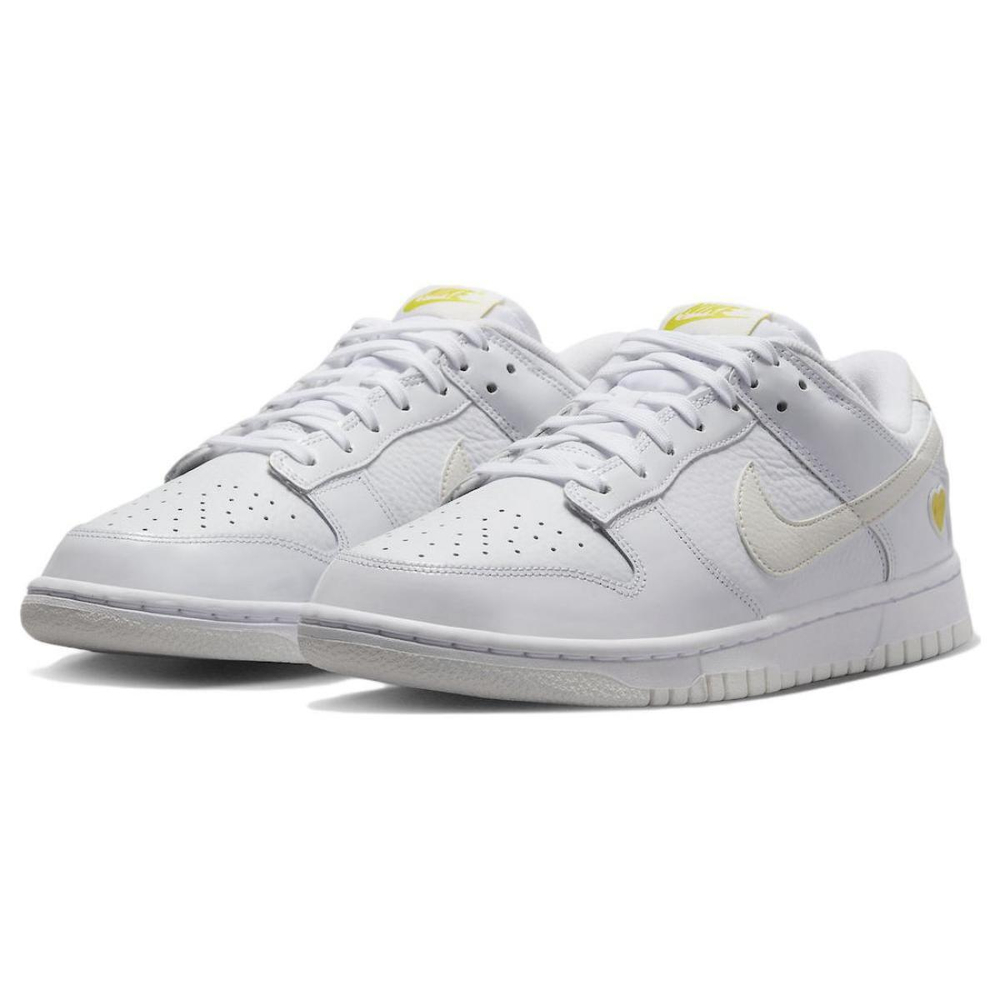 Nike Dunk "Valentine's Day"