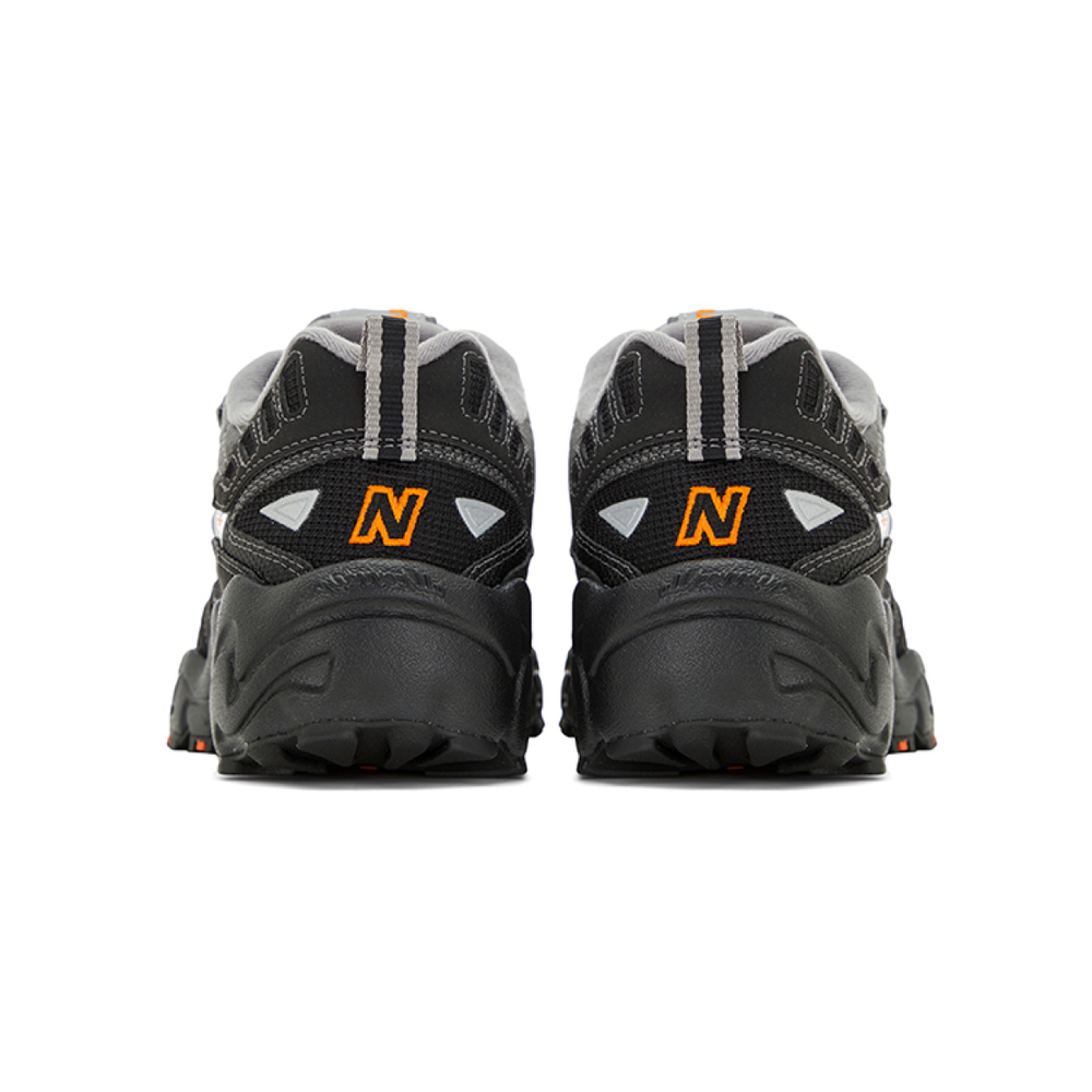 New Balance NB 703