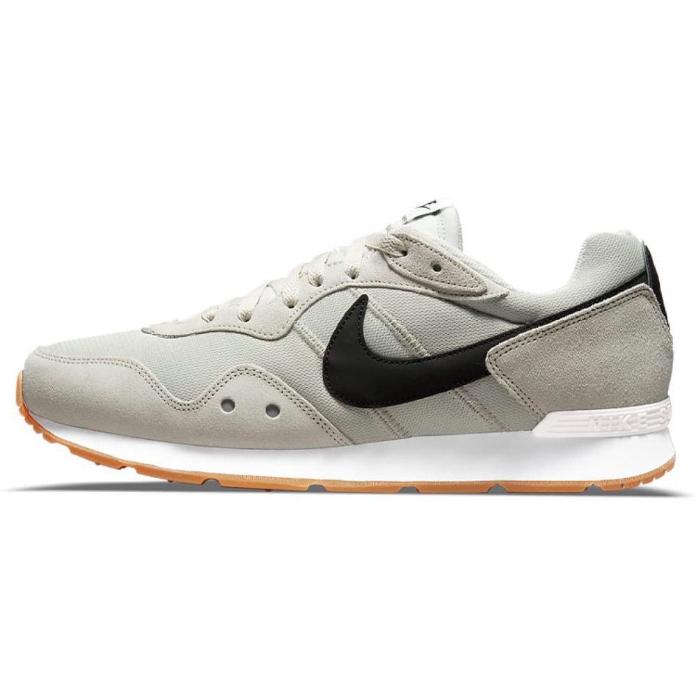 Nike Venture Runner