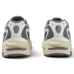 Mizuno Adventure Twe Y2K