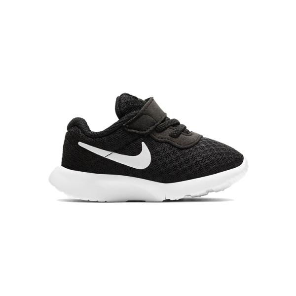 Nike Tanjun
