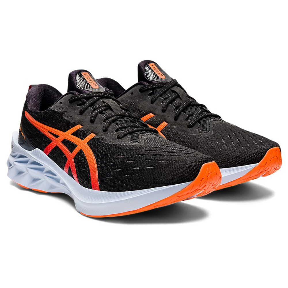 Asics Novablast 2