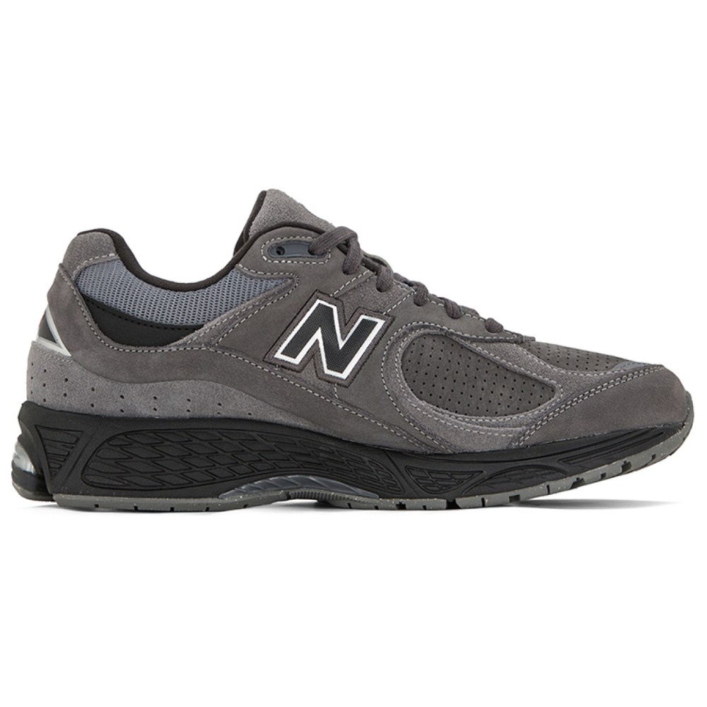 New Balance NB 2002R