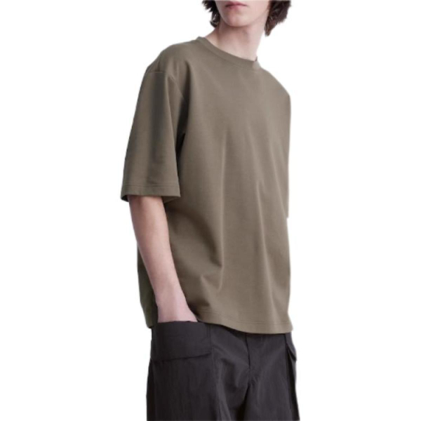 UNIQLO SS24 U T