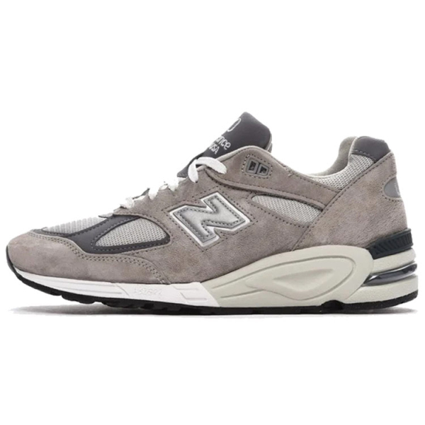 New Balance NB 990 V2