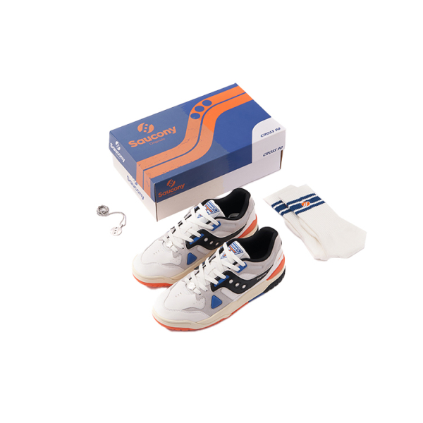 Saucony Cross 90