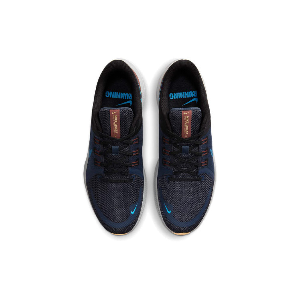 Nike Quest 4