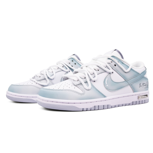 【 】 Nike Dunk “Pure Platinum”