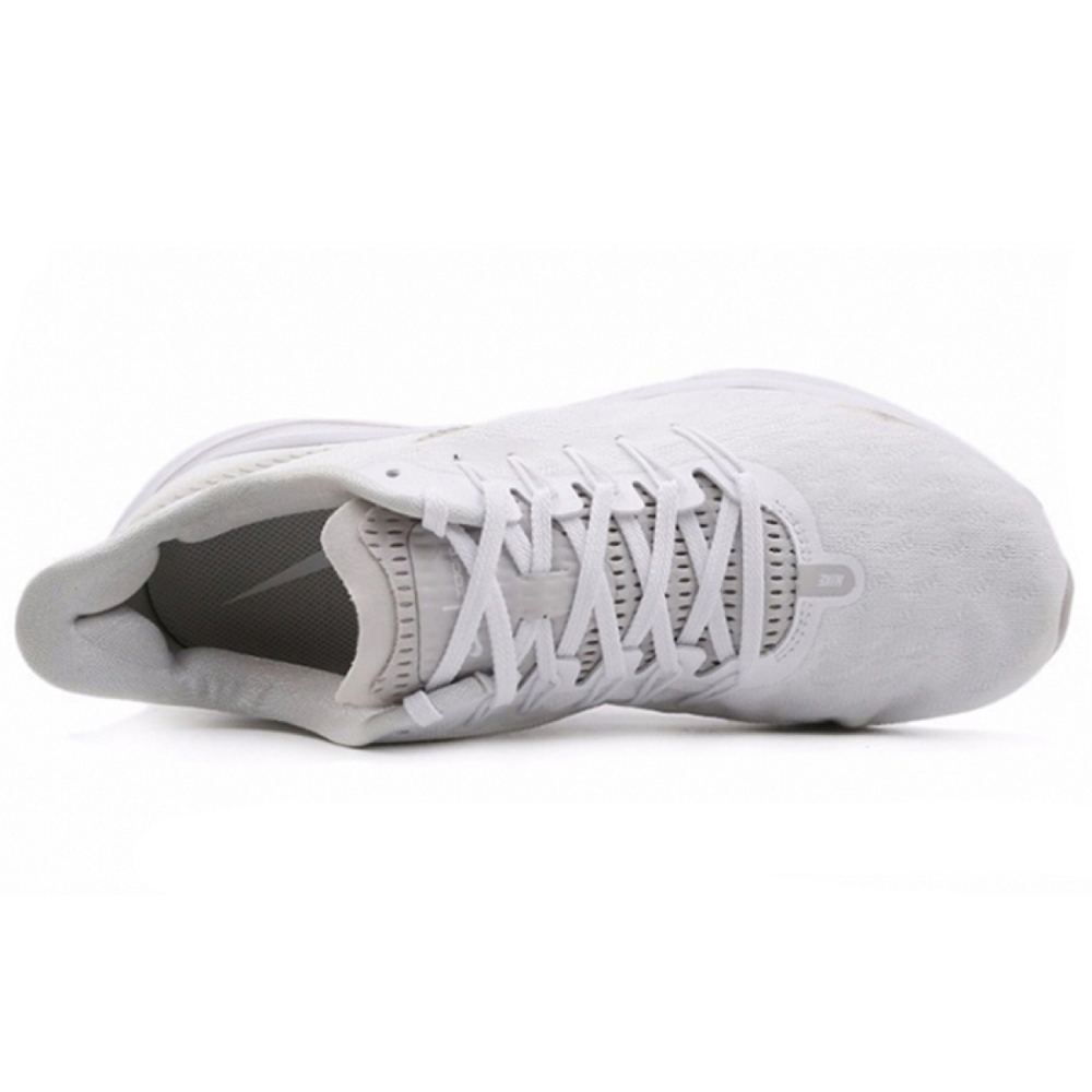 Nike Air Zoom Vomero 14