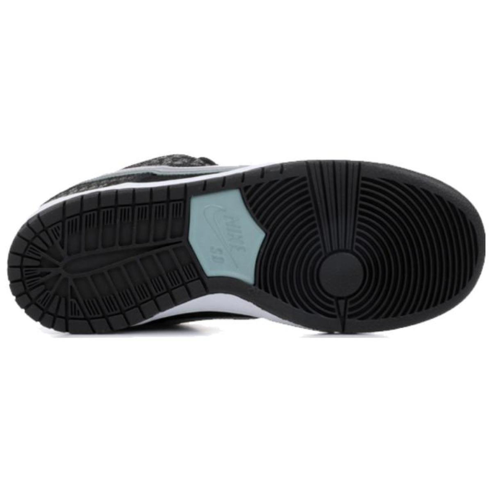Nike Dunk SB S.P.O.T. x Lance Mountain