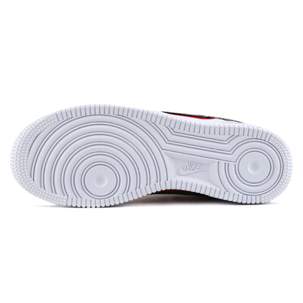 Nike Air Force 1 LV8 1