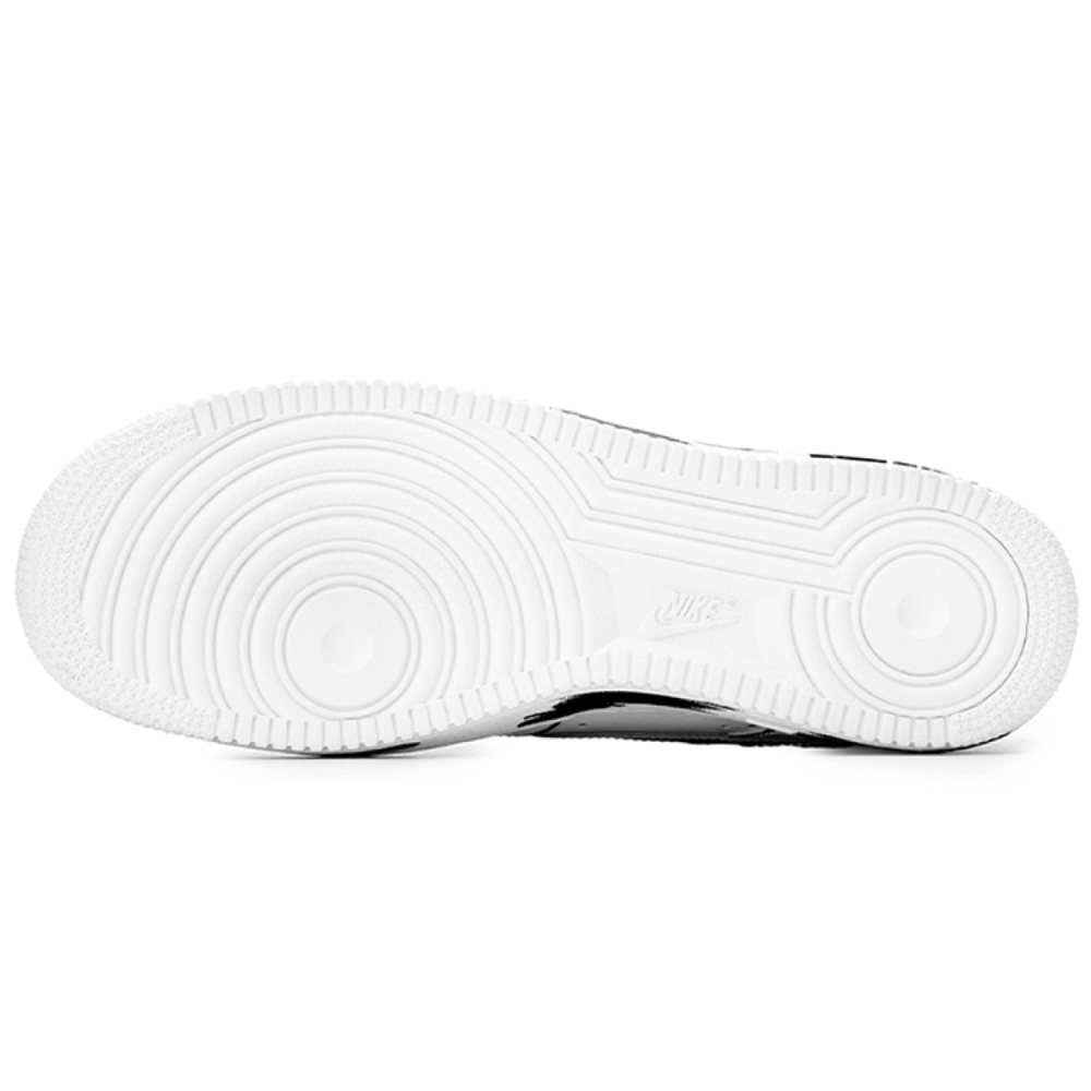 【 】 Nike Air Force 1