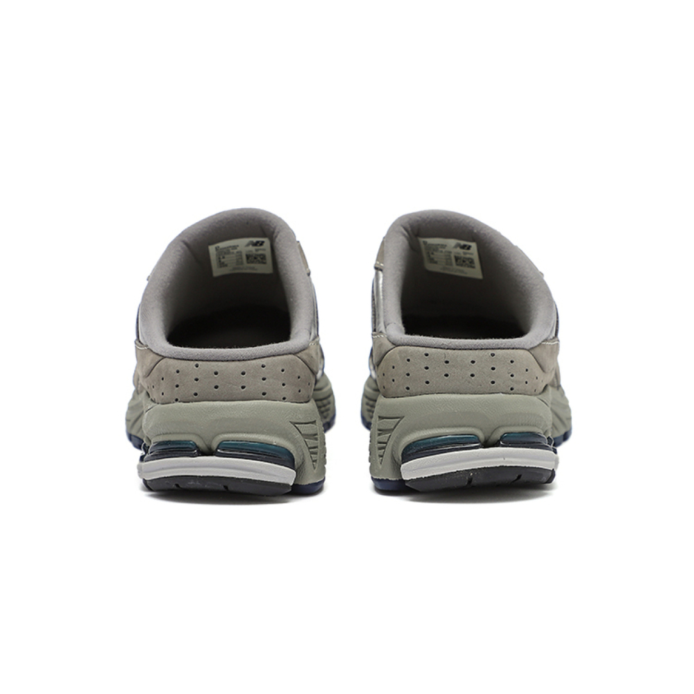 New Balance NB 2002RM