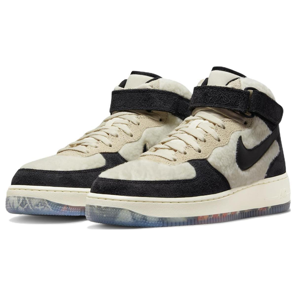 Nike Air Force 1 07 Premium Panda