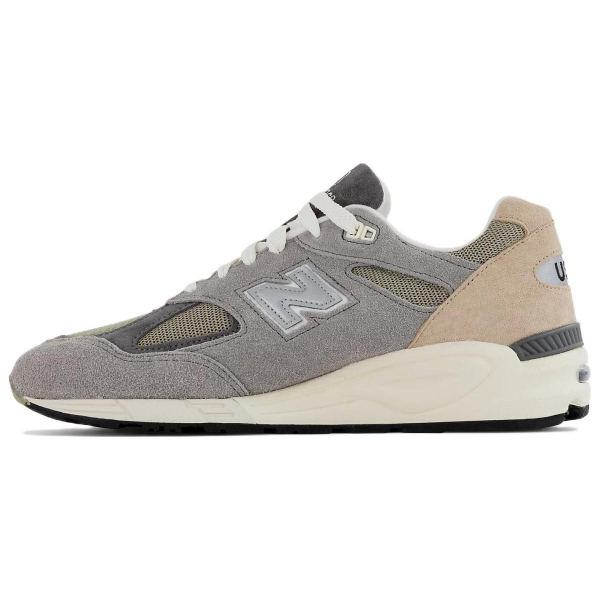New Balance Teddy Made NB 990 V2