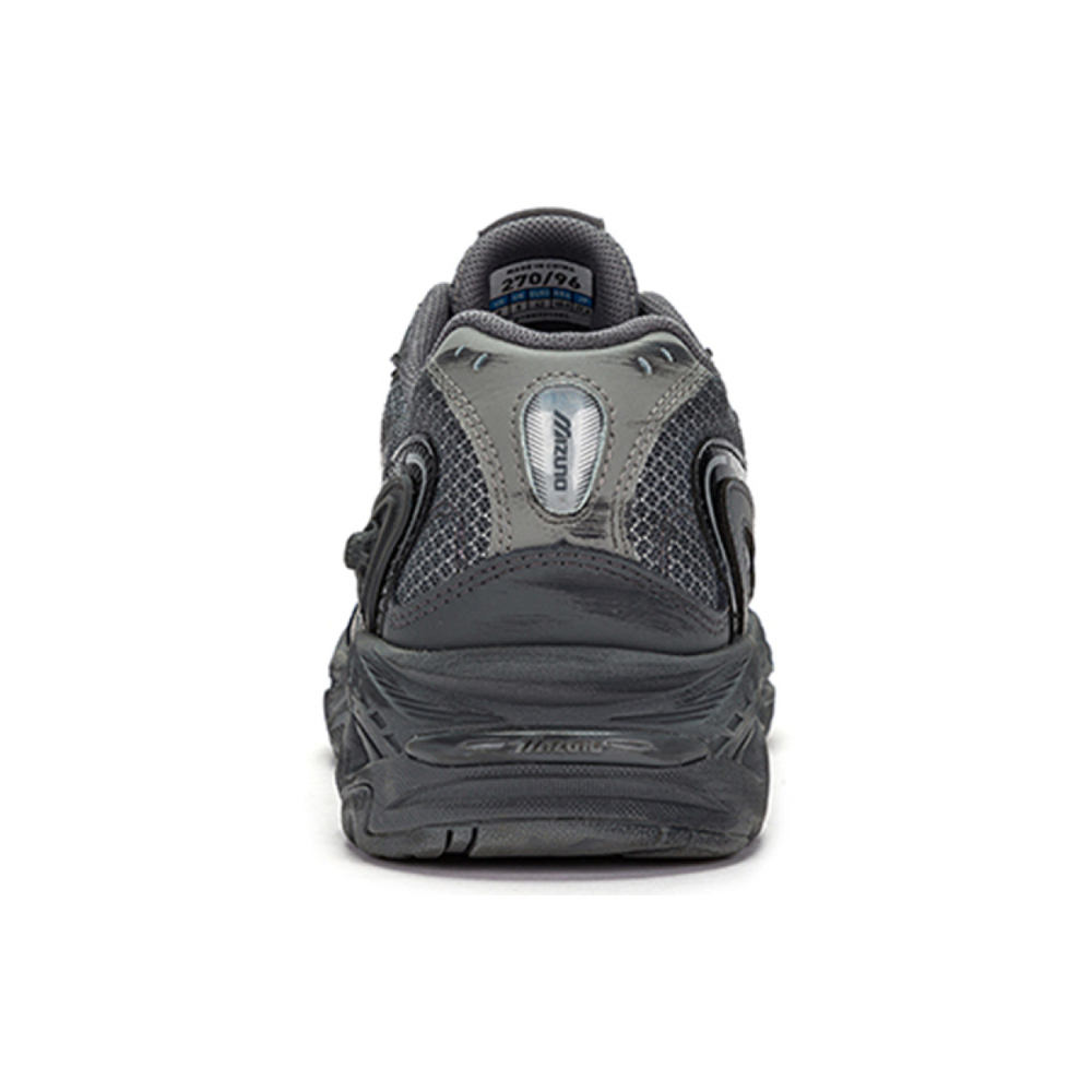 X Mizuno Adventure Twe