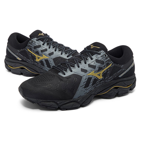 Mizuno Wave Ultima 12