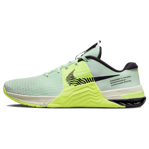 Nike Metcon 8 FlyEase