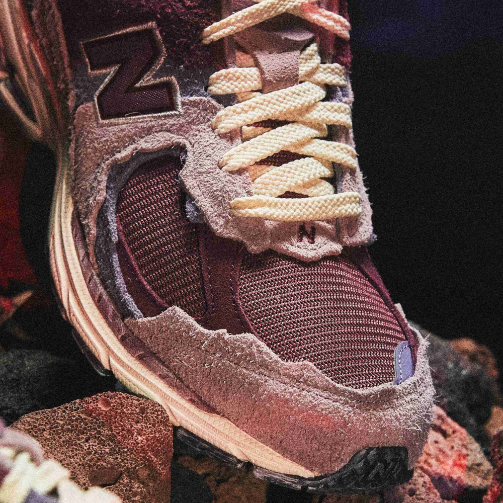 New Balance NB 2002R