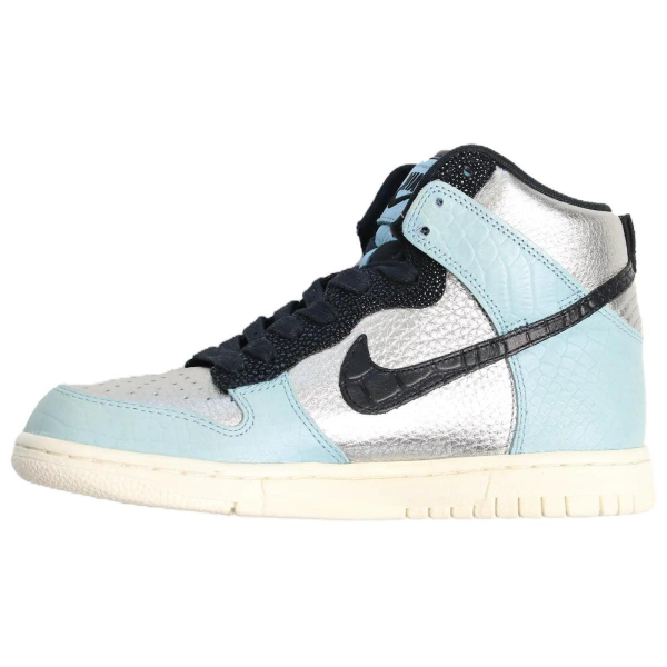 Nike Dunk High LX