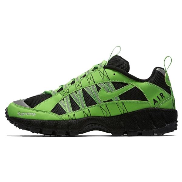Supreme Nike Air Humara