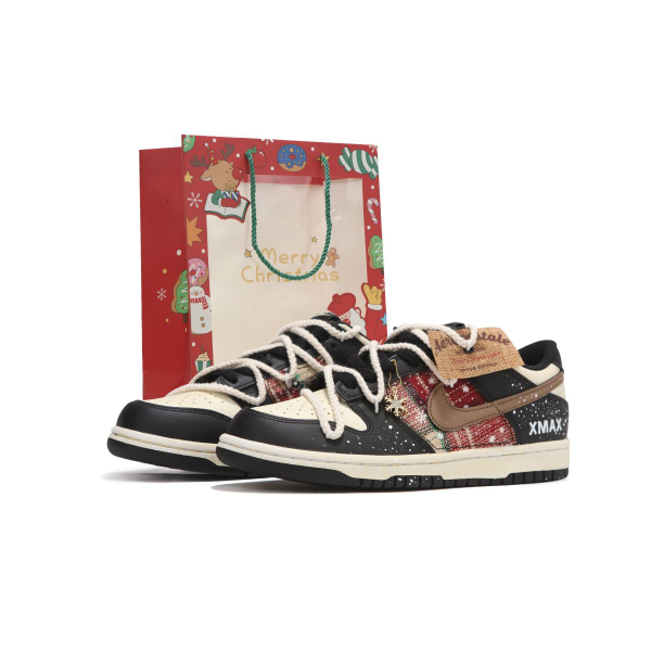 【 】 Nike Dunk "Panda"