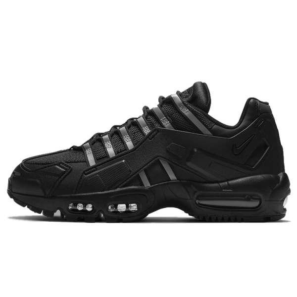 Nike Air Max 95 NDSTRKT "Black"