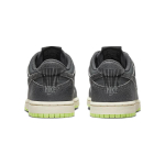 Nike Dunk SE "Halloween"