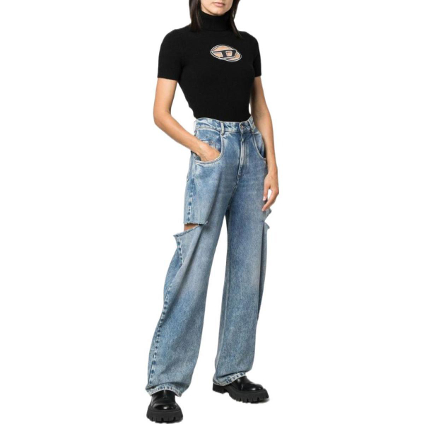 DIESEL FW22 OVAL D Logo