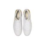 Asics AG（ ）