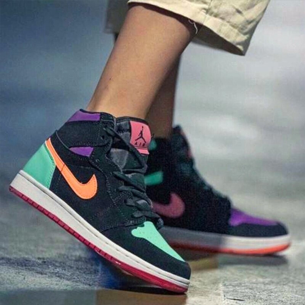 Jordan Air Jordan 1 Mid "Multi Knit"