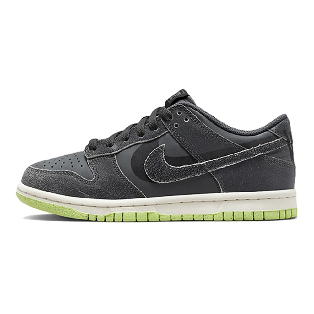 【 】 Nike Dunk SE GS