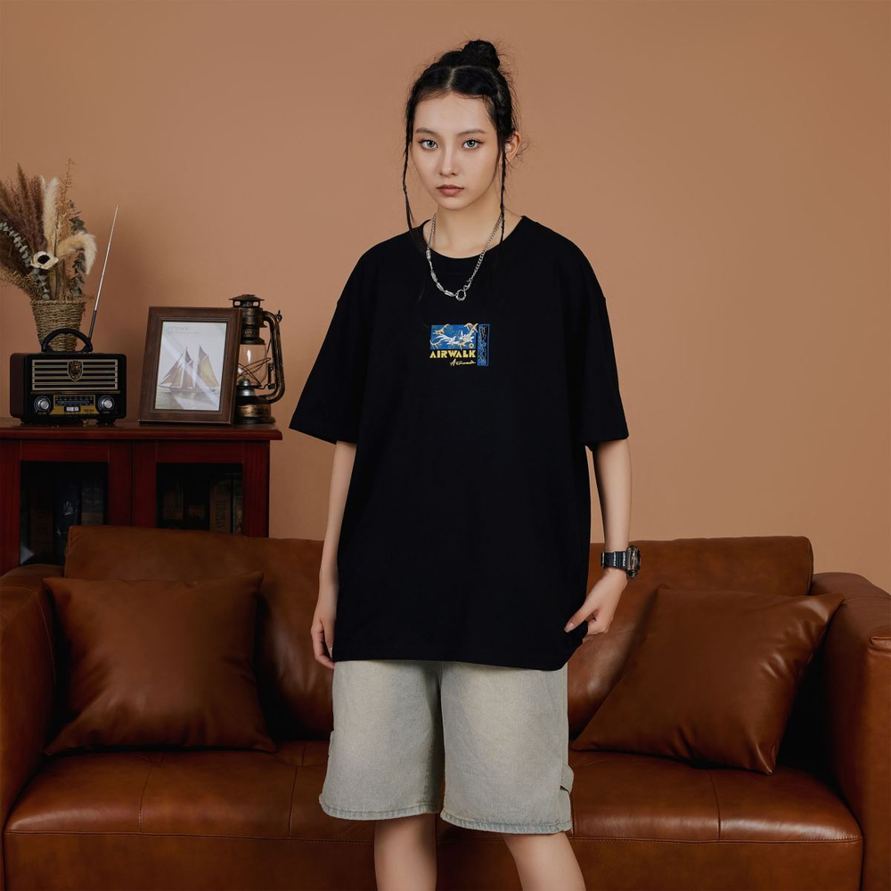 Airwalk T