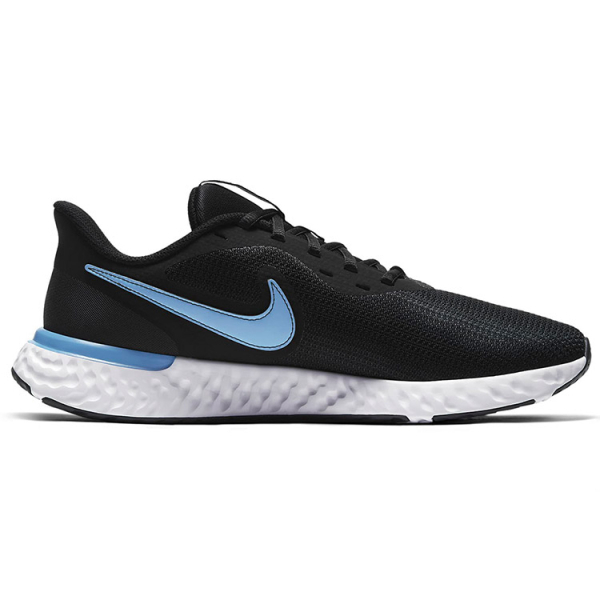 Nike REVOLUTION 5