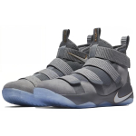 Nike zoom soldier 11