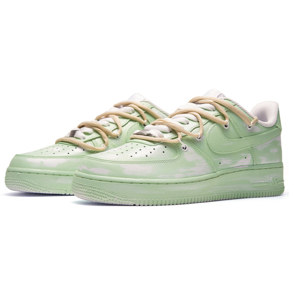 【 】 Nike Air Force 1
