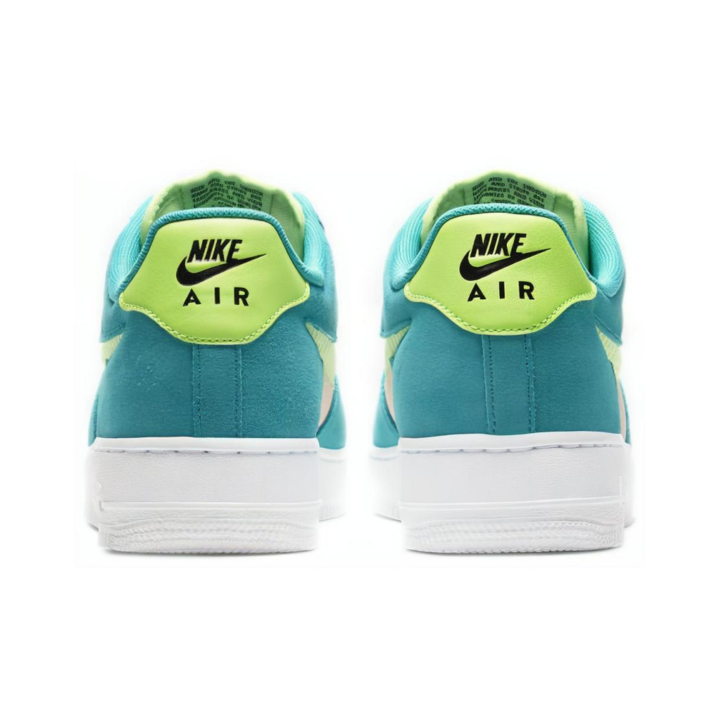 Nike Air Force 1 07 Lv8