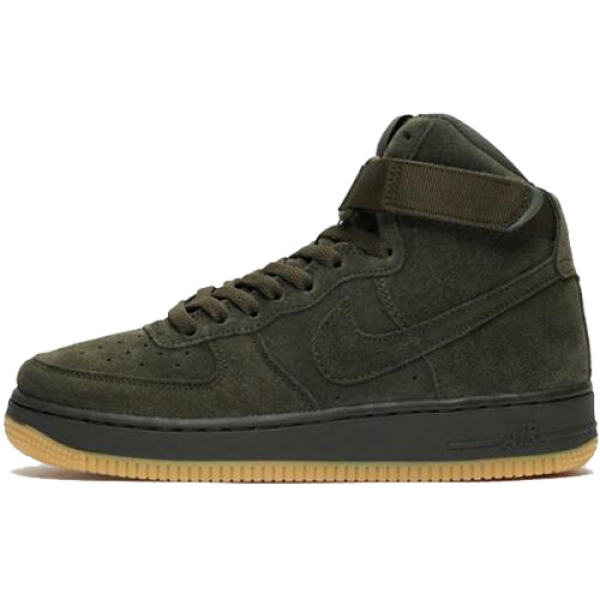 Nike Air Force 1 LV8