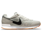 Nike Venture Runner