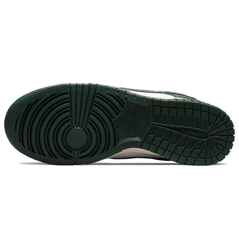 Nike Dunk "Vintage Green"