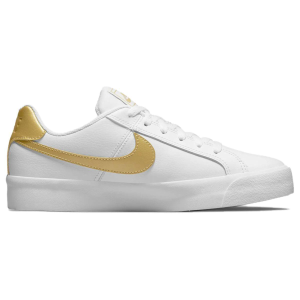 Nike Court Royale AC