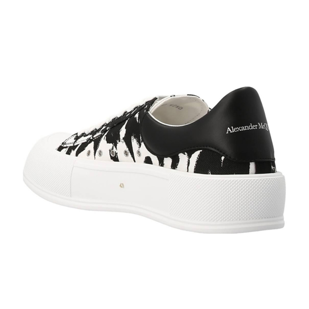 Alexander McQueen Deck