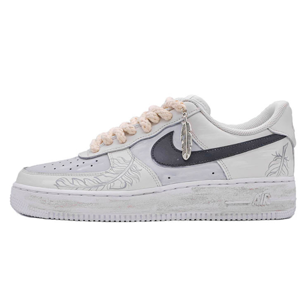 【 】 Nike Air Force 1 07 vibe